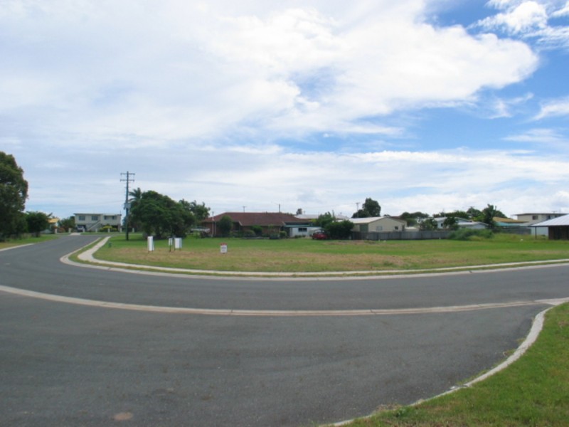 5 Hillview Place, Bowen QLD 4805