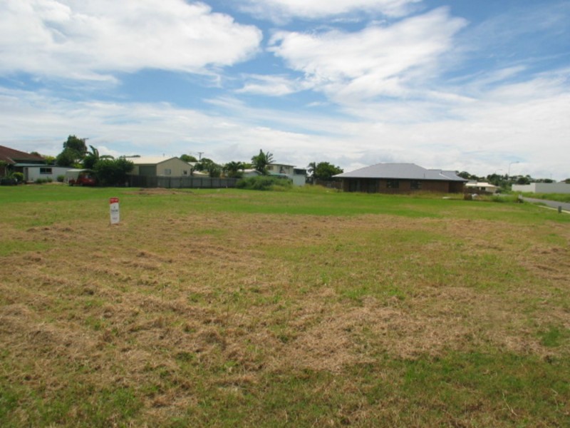 5 Hillview Place, Bowen QLD 4805