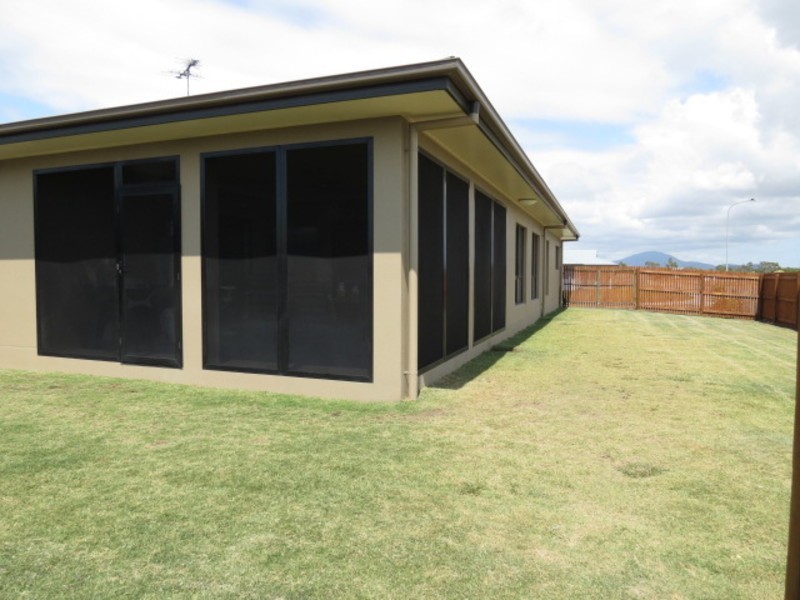 1 Cypress Crescent, Bowen QLD 4805