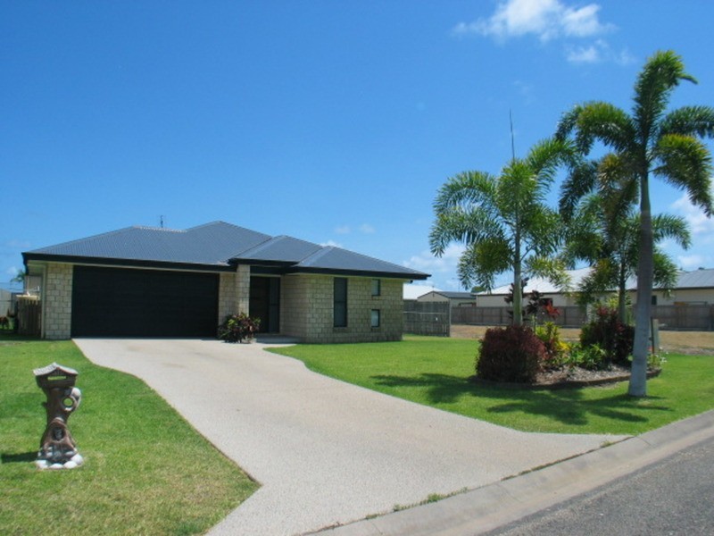 34  Bryant Avenue, Bowen QLD 4805