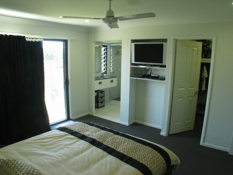 34  Bryant Avenue, Bowen QLD 4805
