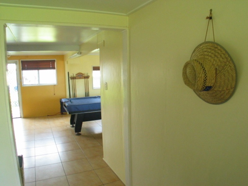 18 Daniel Street, Bowen QLD 4805