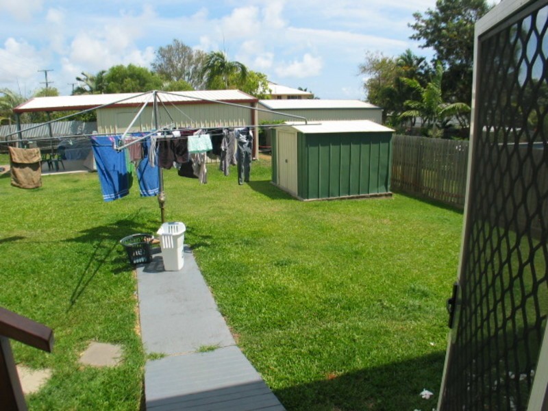 18 Daniel Street, Bowen QLD 4805