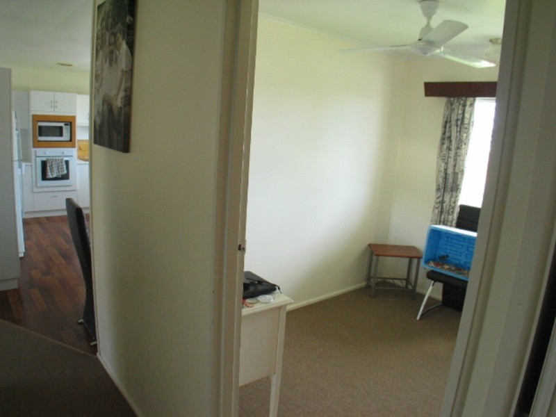 18 Daniel Street, Bowen QLD 4805
