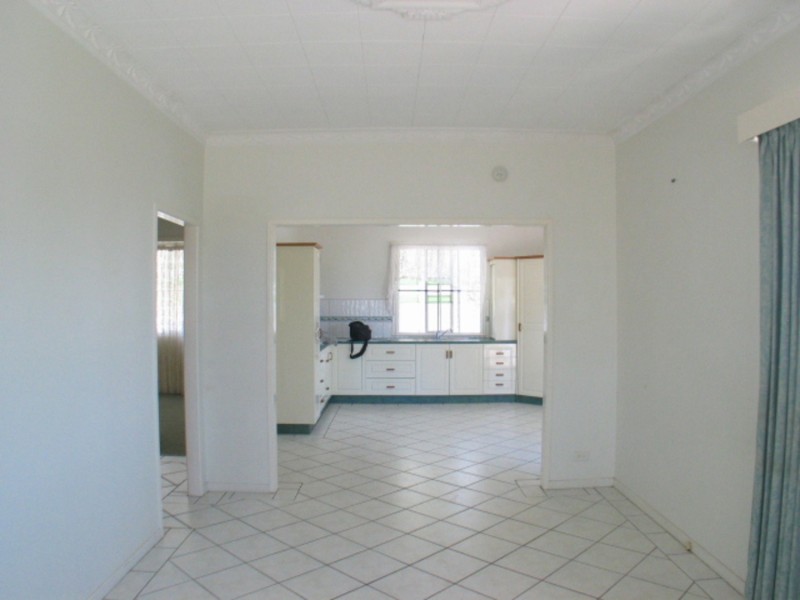 52 Gregory Street, Bowen QLD 4805