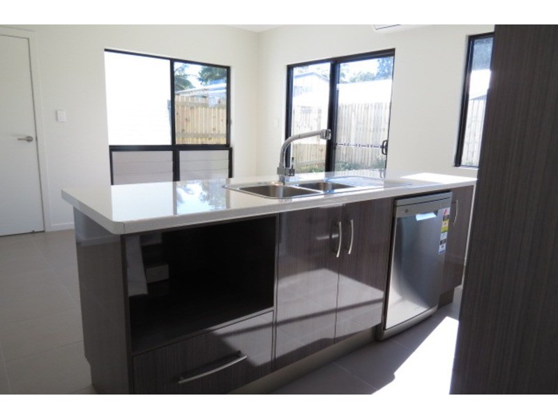 3/27a Leichhardt Street, Bowen QLD 4805