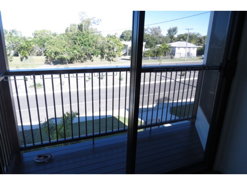 3/27a Leichhardt Street, Bowen QLD 4805