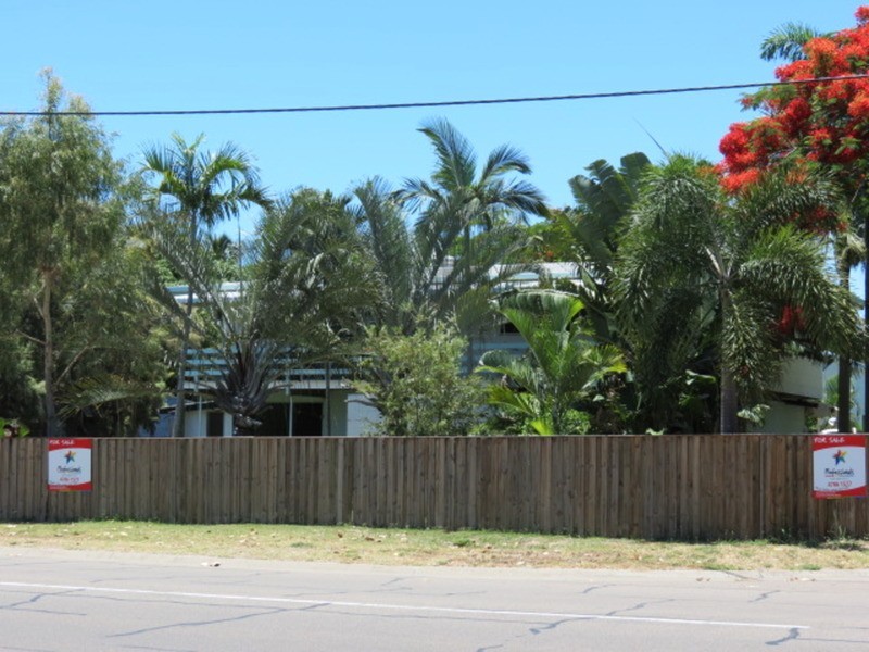 85 Horseshoe Bay Road, Bowen QLD 4805
