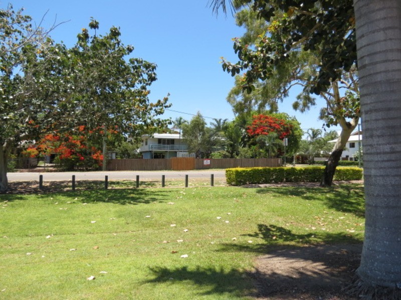85 Horseshoe Bay Road, Bowen QLD 4805