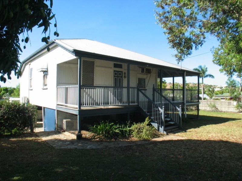 72 Livingstone Street, Bowen QLD 4805