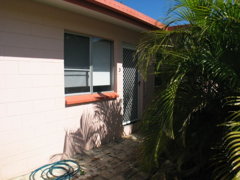 3/41 Crofton Street, Bowen QLD 4805