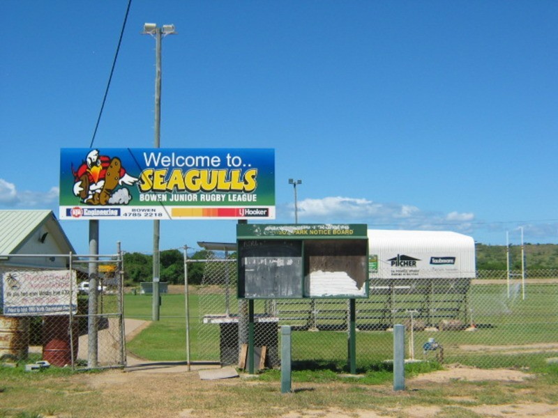 2/13 Queens Road, Bowen QLD 4805