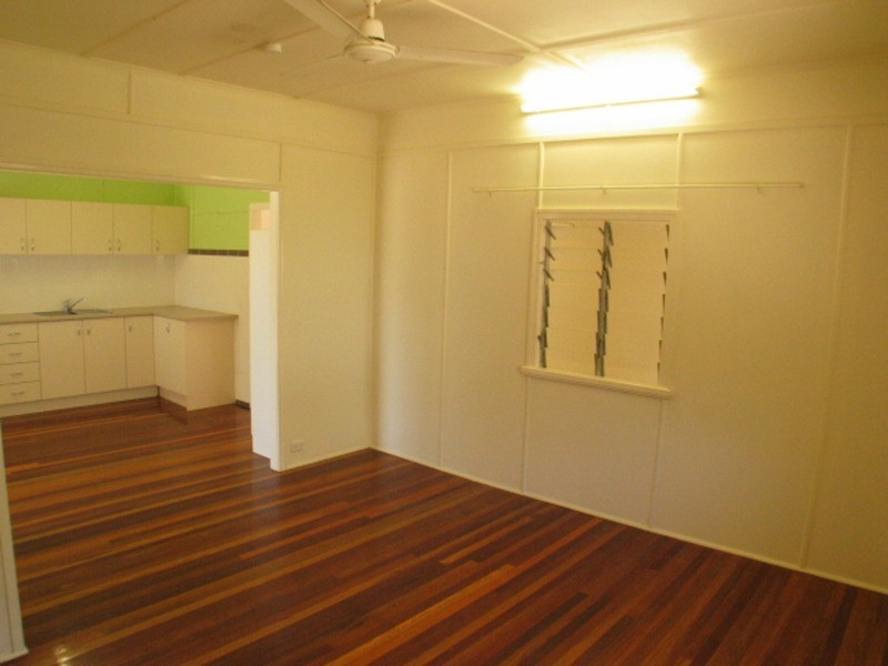 10 George Street, Bowen QLD 4805