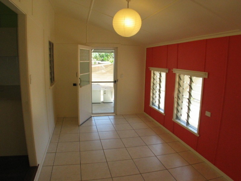 10 George Street, Bowen QLD 4805