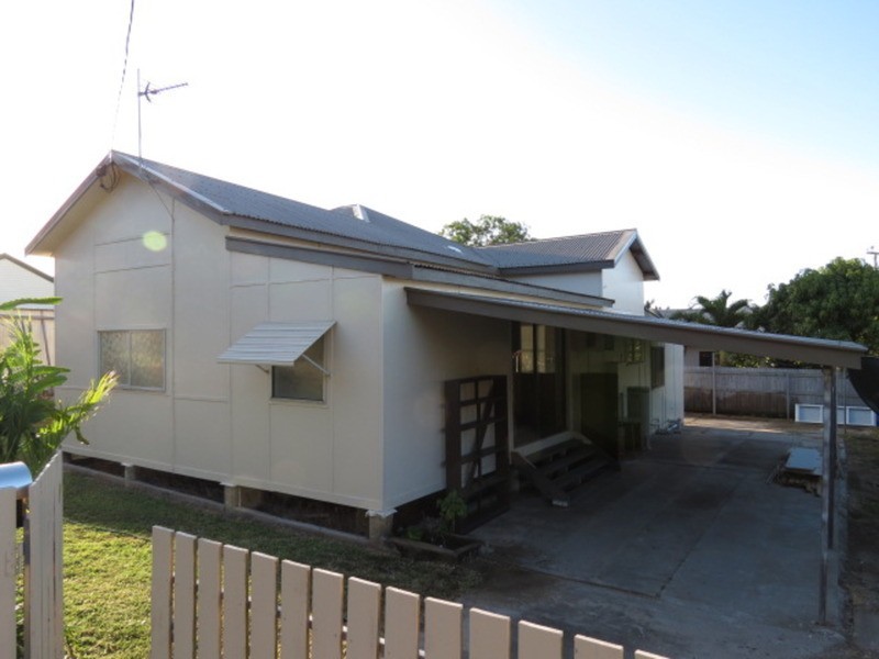 28 Reynolds Street, Bowen QLD 4805