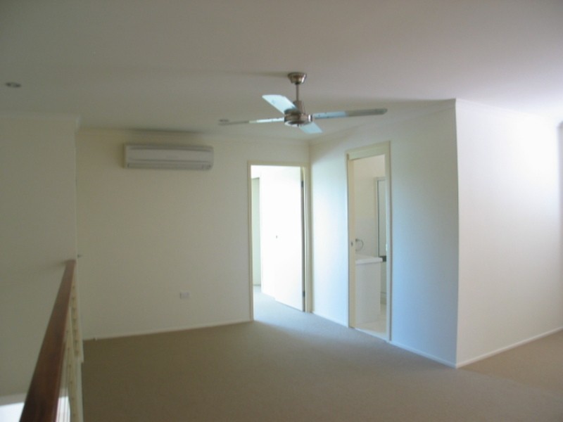 2/1 Murroona Street, Bowen QLD 4805