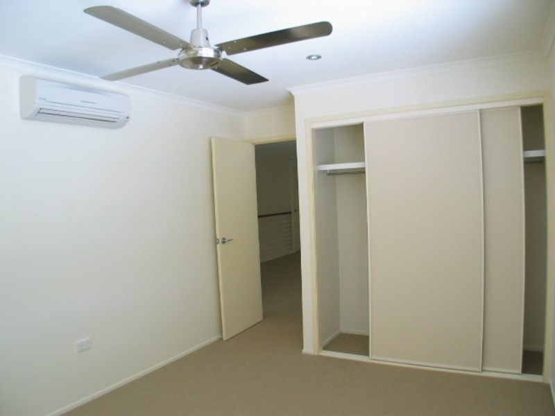 2/1 Murroona Street, Bowen QLD 4805