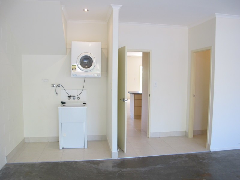 2/1 Murroona Street, Bowen QLD 4805