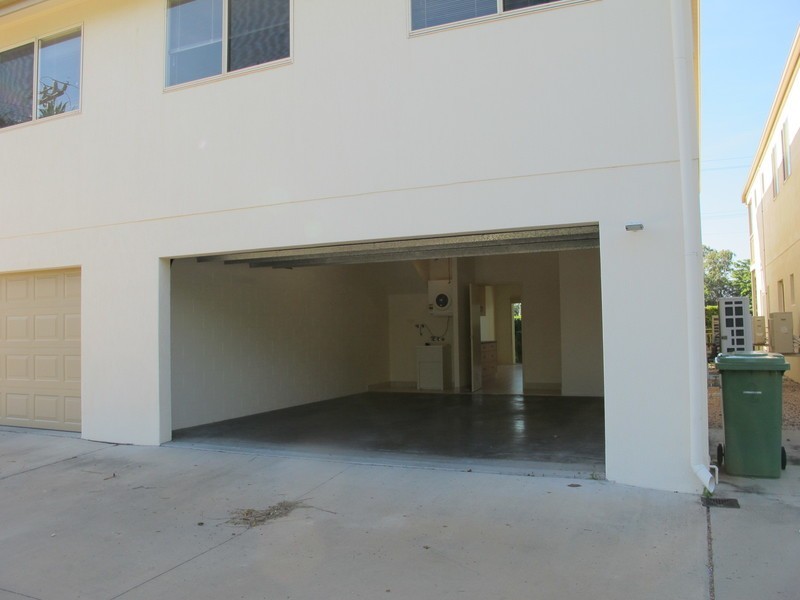 2/1 Murroona Street, Bowen QLD 4805