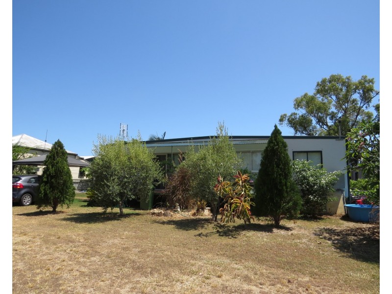 50 Pitcain Avenue, Bowen QLD 4805