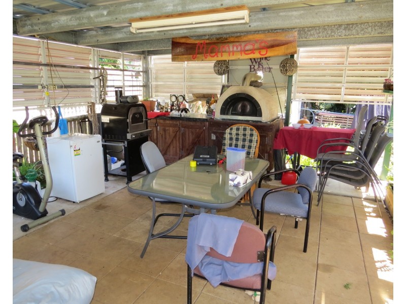 50 Pitcain Avenue, Bowen QLD 4805