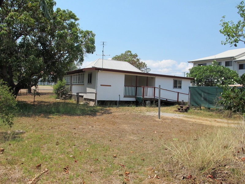 60 Livingstone  Street, Bowen QLD 4805