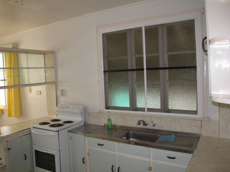 3 Gordon Street, Bowen QLD 4805