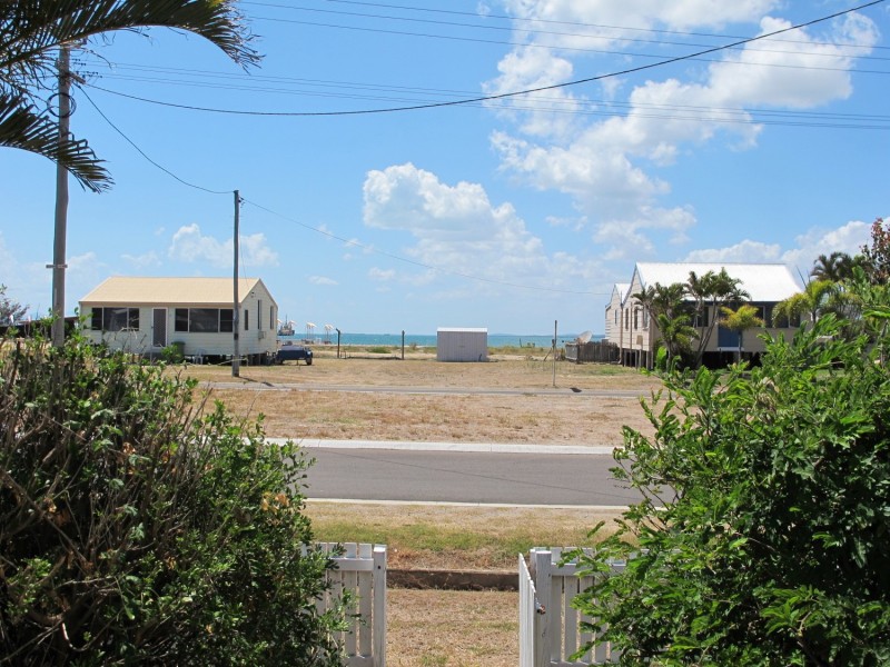 60 Dalrymple Street, Bowen QLD 4805