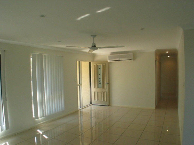 2/98A Williams Street, Bowen QLD 4805