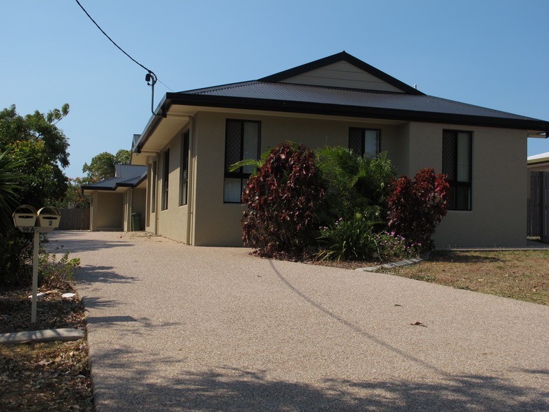 2/98A Williams Street, Bowen QLD 4805