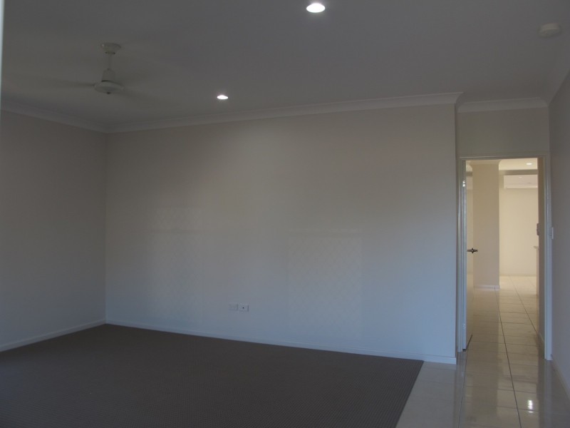 10 Seabreeze Crescent, Bowen QLD 4805