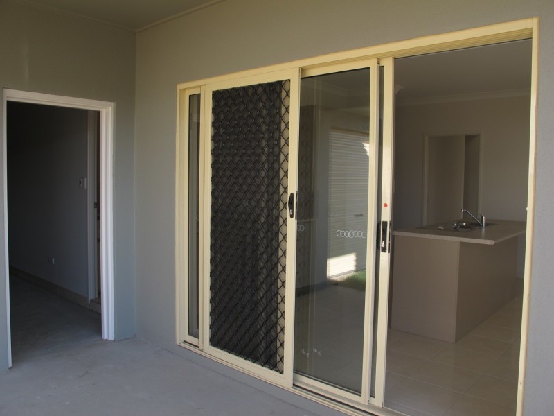 10 Seabreeze Crescent, Bowen QLD 4805