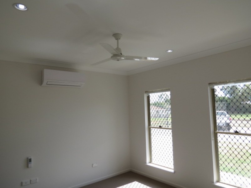 10 Seabreeze Crescent, Bowen QLD 4805