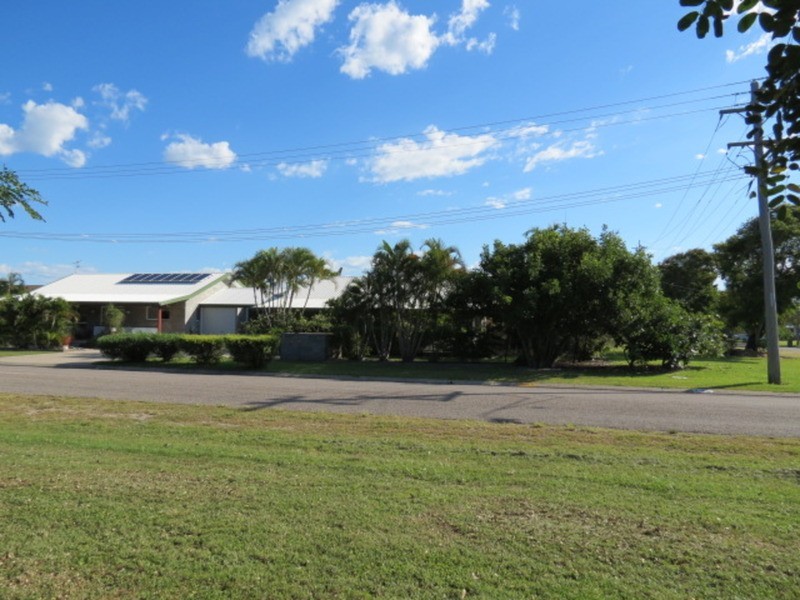 1B George  Street, Bowen QLD 4805