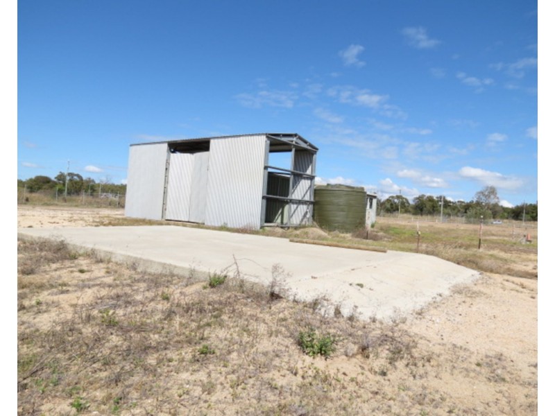18498 Bruce Highway, Bowen QLD 4805