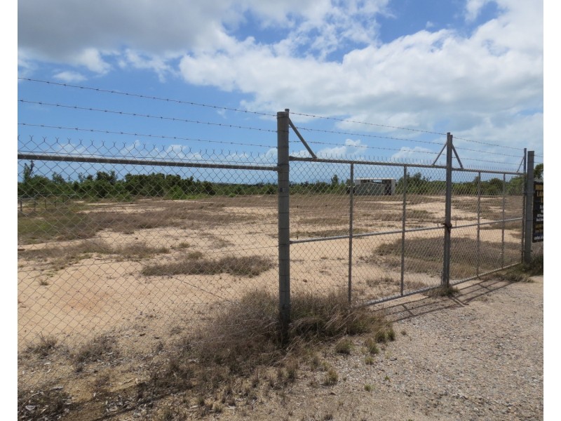 18498 Bruce Highway, Bowen QLD 4805