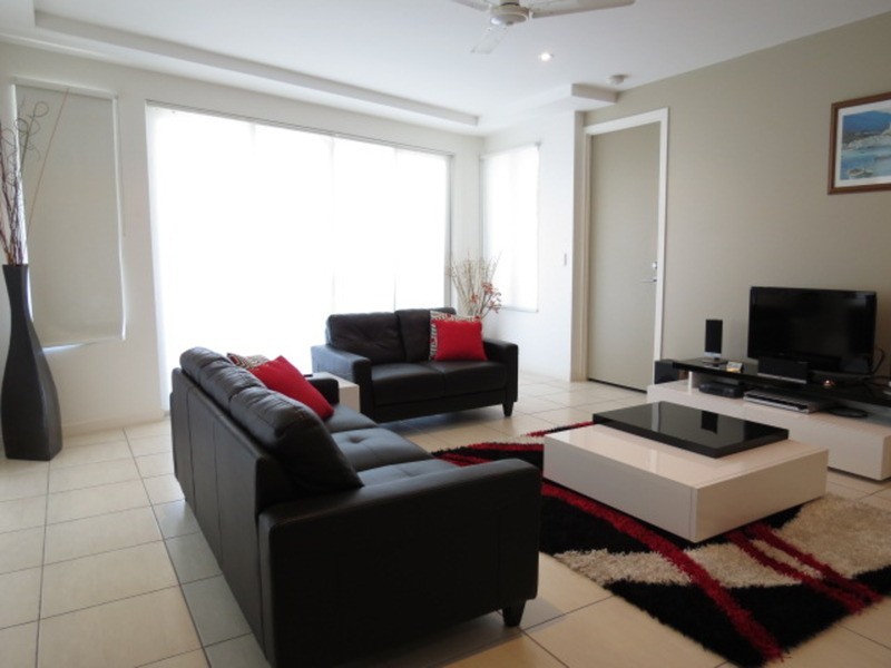 7/2b Horseshoe Bay Road, Bowen QLD 4805