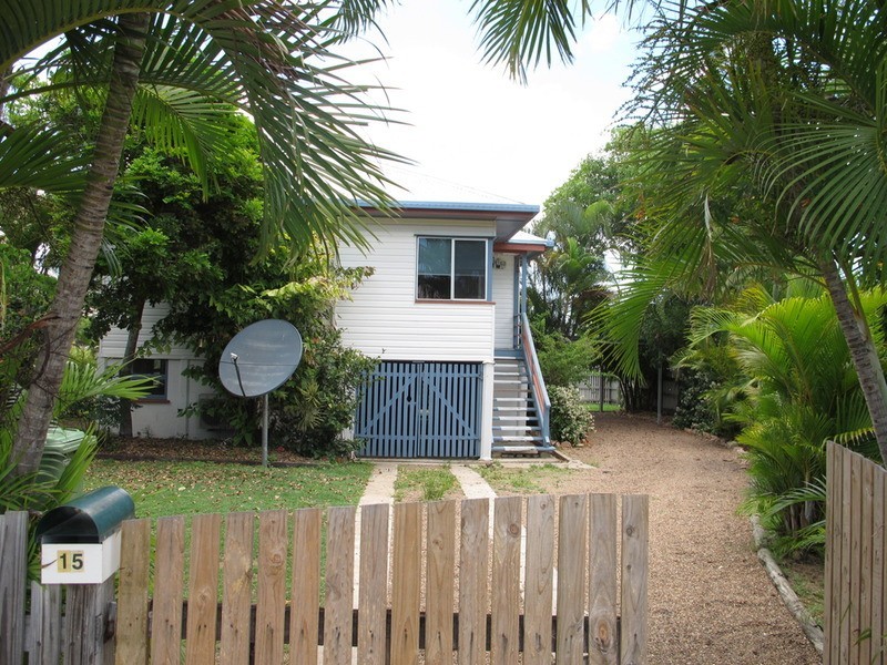 15 Russell Street, Bowen QLD 4805