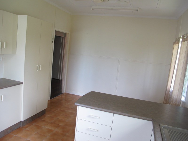 15 Russell Street, Bowen QLD 4805