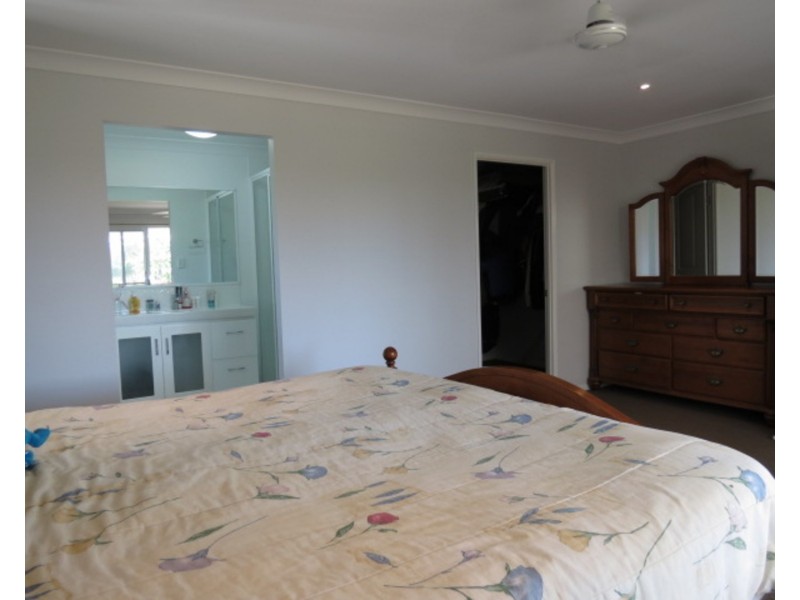 6 Howard Street, Bowen QLD 4805