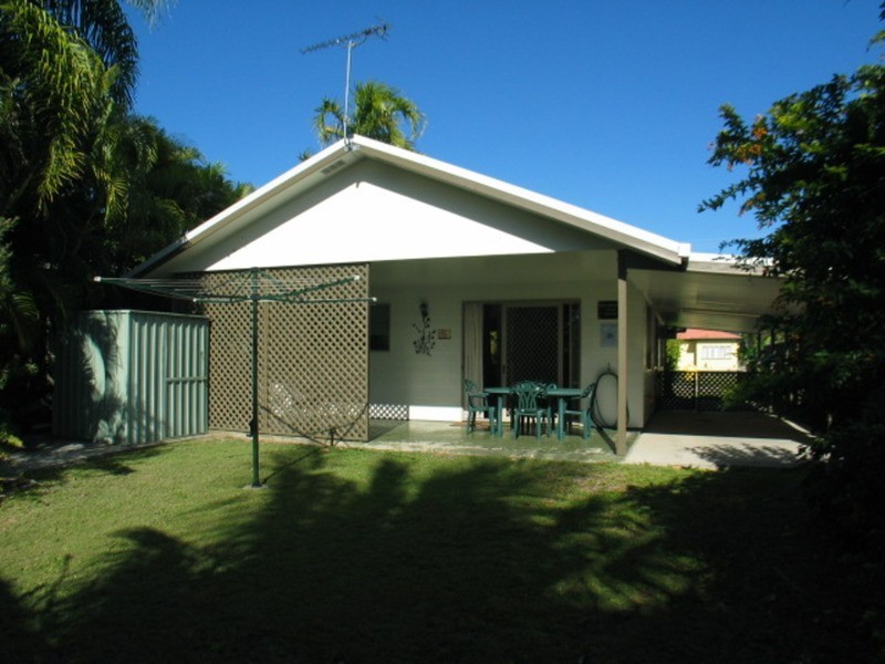 38 Gloucester Street, Bowen QLD 4805