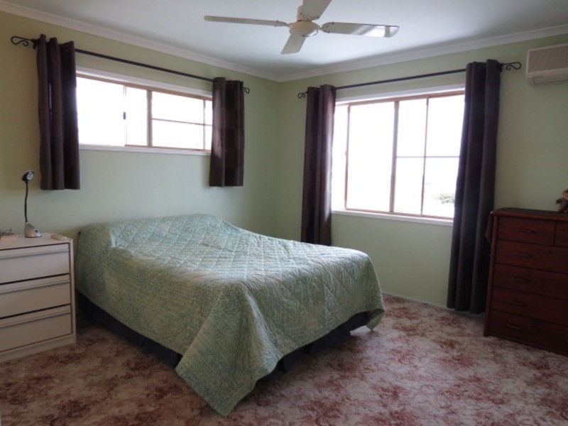 27 Banksia Street, Bowen QLD 4805