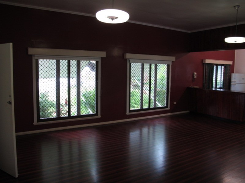 11 Tracey Street, Bowen QLD 4805