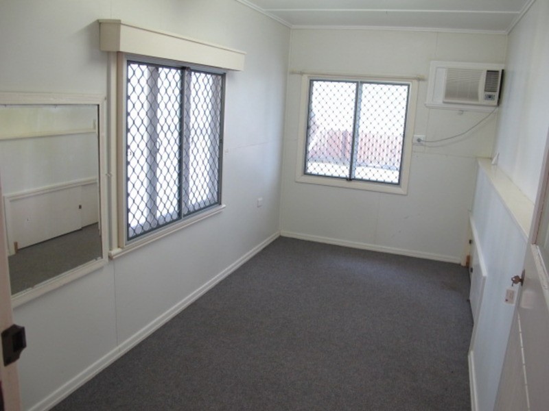 11 Tracey Street, Bowen QLD 4805