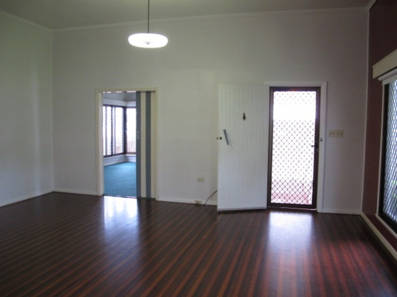 11 Tracey Street, Bowen QLD 4805