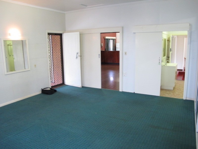 11 Tracey Street, Bowen QLD 4805