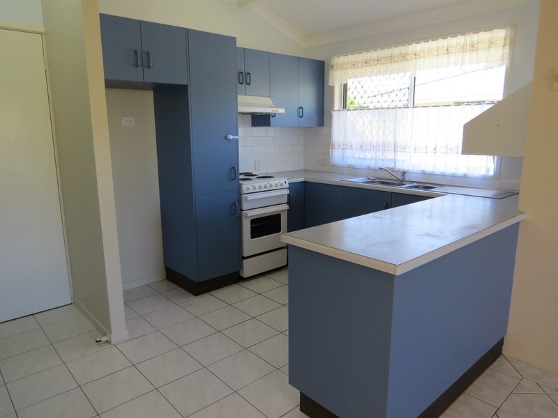 2/28 Sinclair Street, Bowen QLD 4805