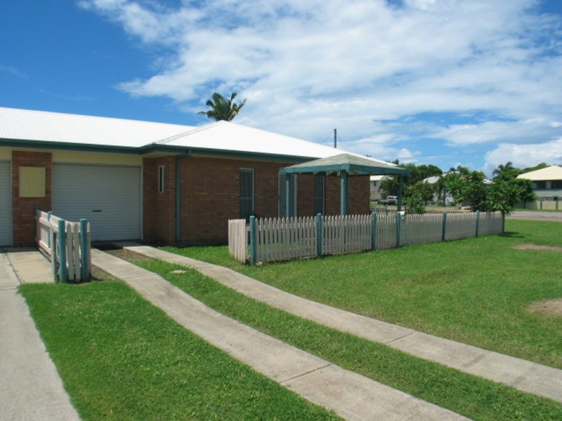 2/28 Sinclair Street, Bowen QLD 4805