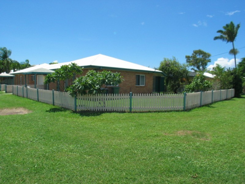 2/28 Sinclair Street, Bowen QLD 4805