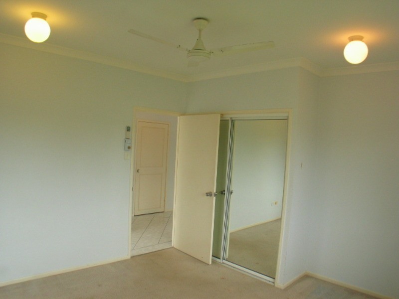 2/28 Sinclair Street, Bowen QLD 4805